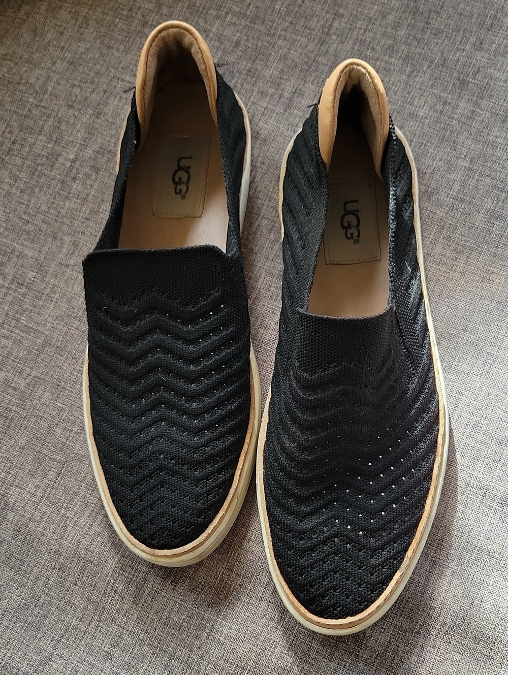 UGG Sammy Chevron Slip On Sneaker Sz 8